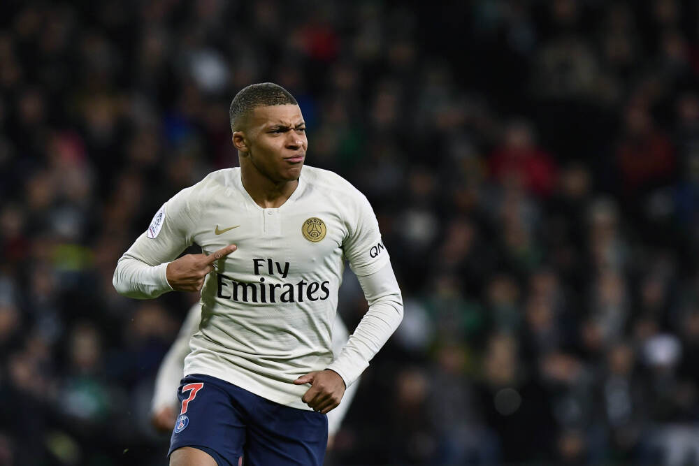 从校园课堂到国家队训练场，小学生零距离体验体育思政课